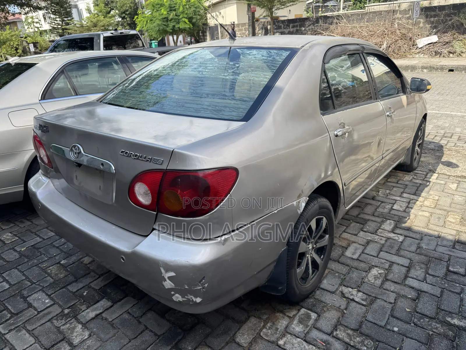 Toyota Corolla Sedan 2003 Gold