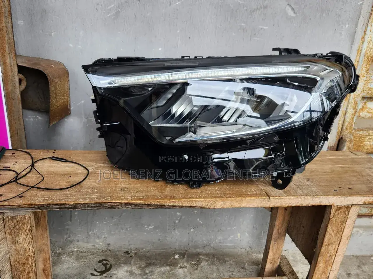 Glc300 2024 Front Drive Side Headlight