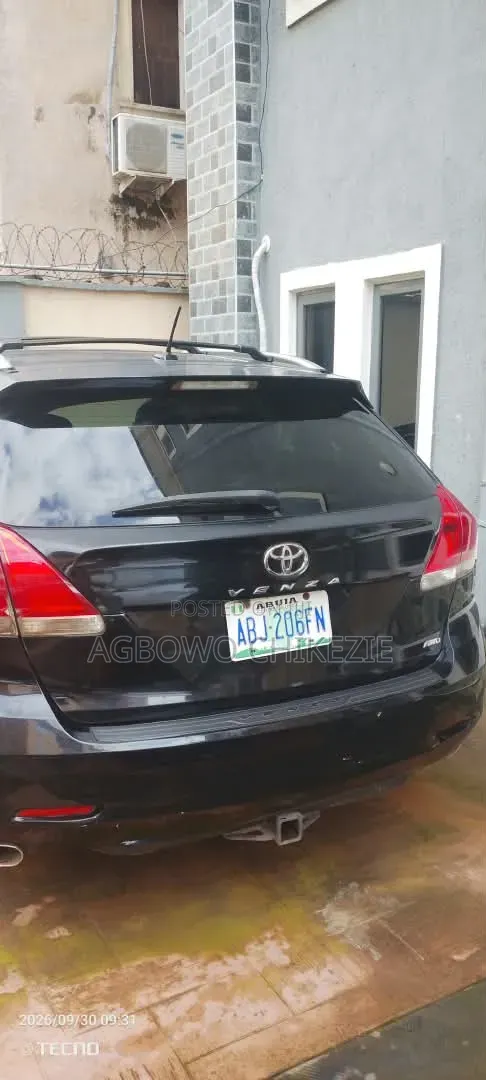Toyota Venza 2010 Gray