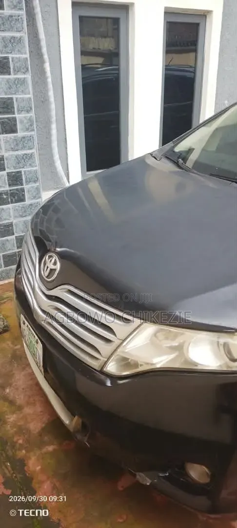 Toyota Venza 2010 Gray