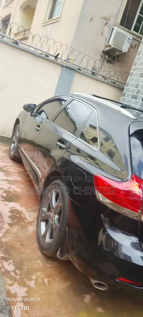 Toyota Venza 2010 Gray