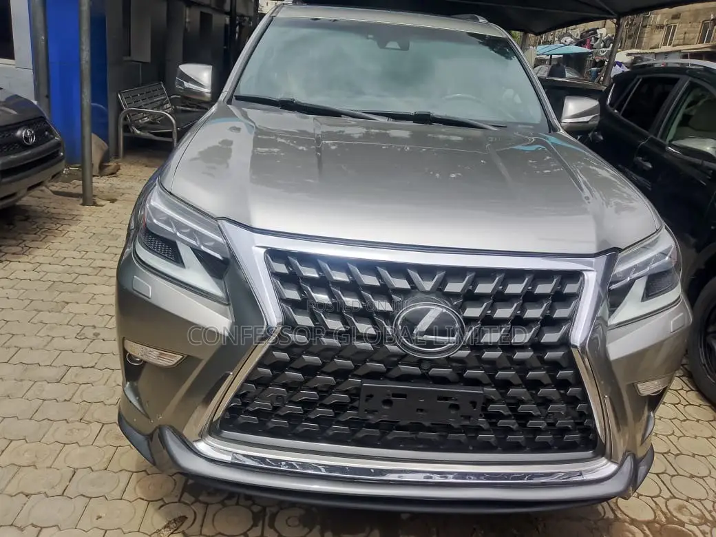 Lexus GX 460 2021 Gold