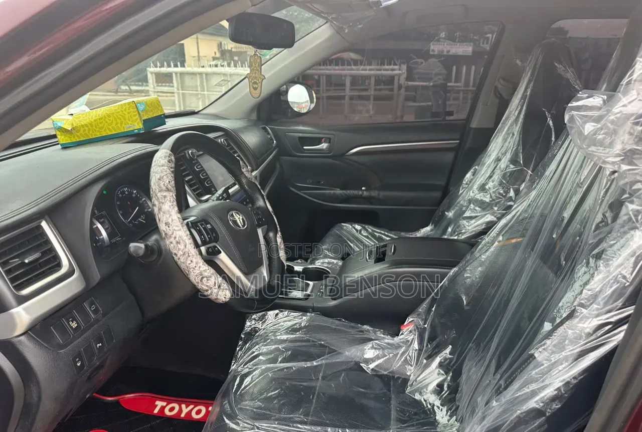 Toyota Highlander 2016