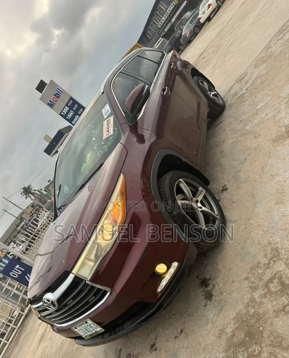 Toyota Highlander 2016