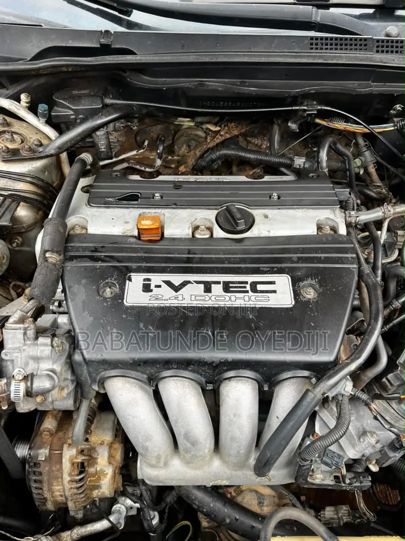 Honda Accord 2005 Gold