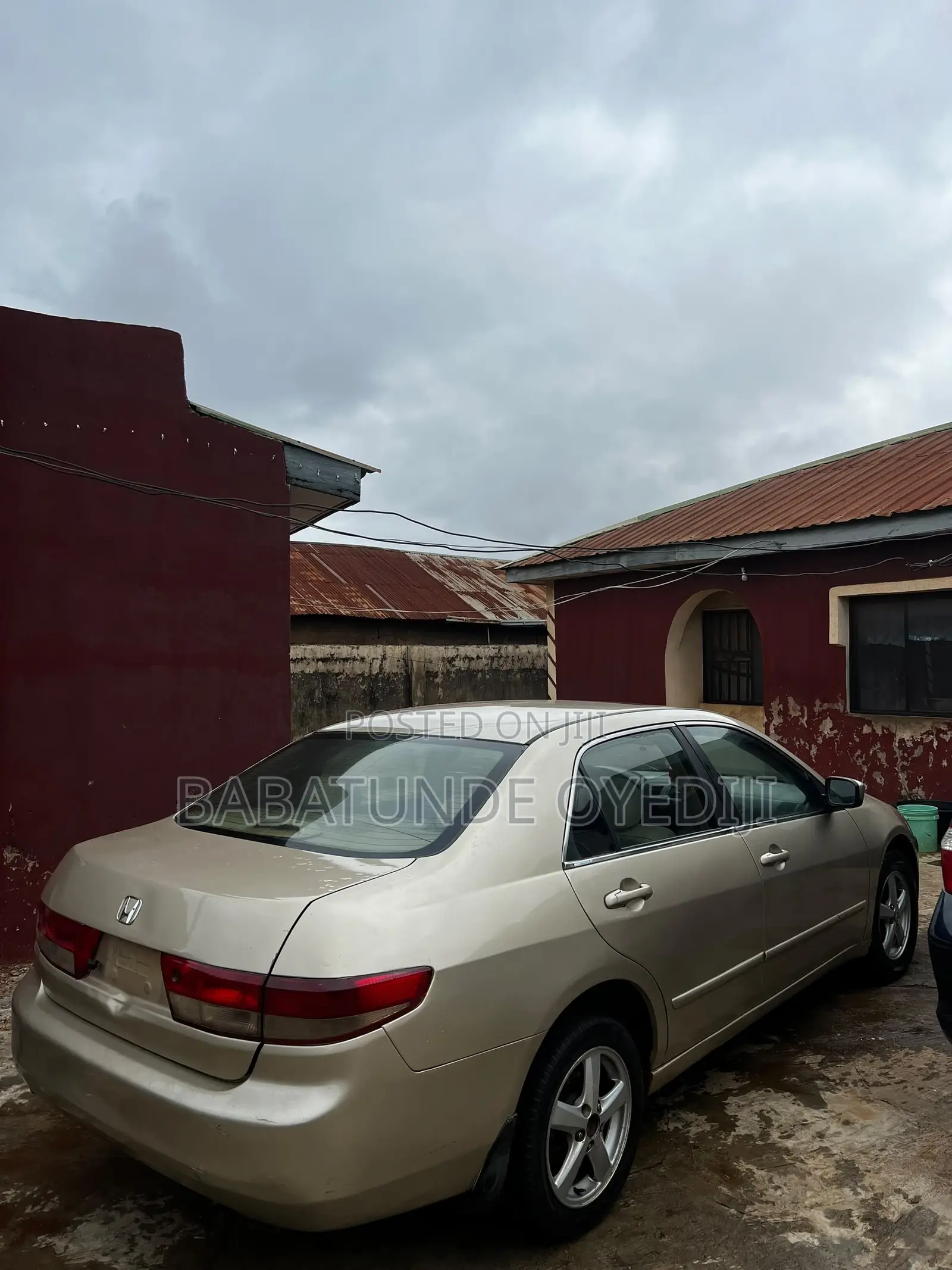 Honda Accord 2005 Gold