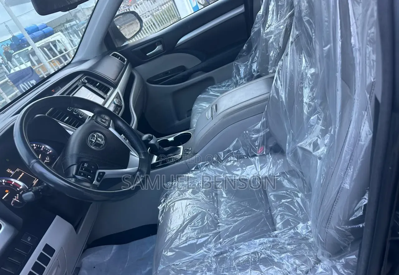 Toyota Highlander 2016 Blue
