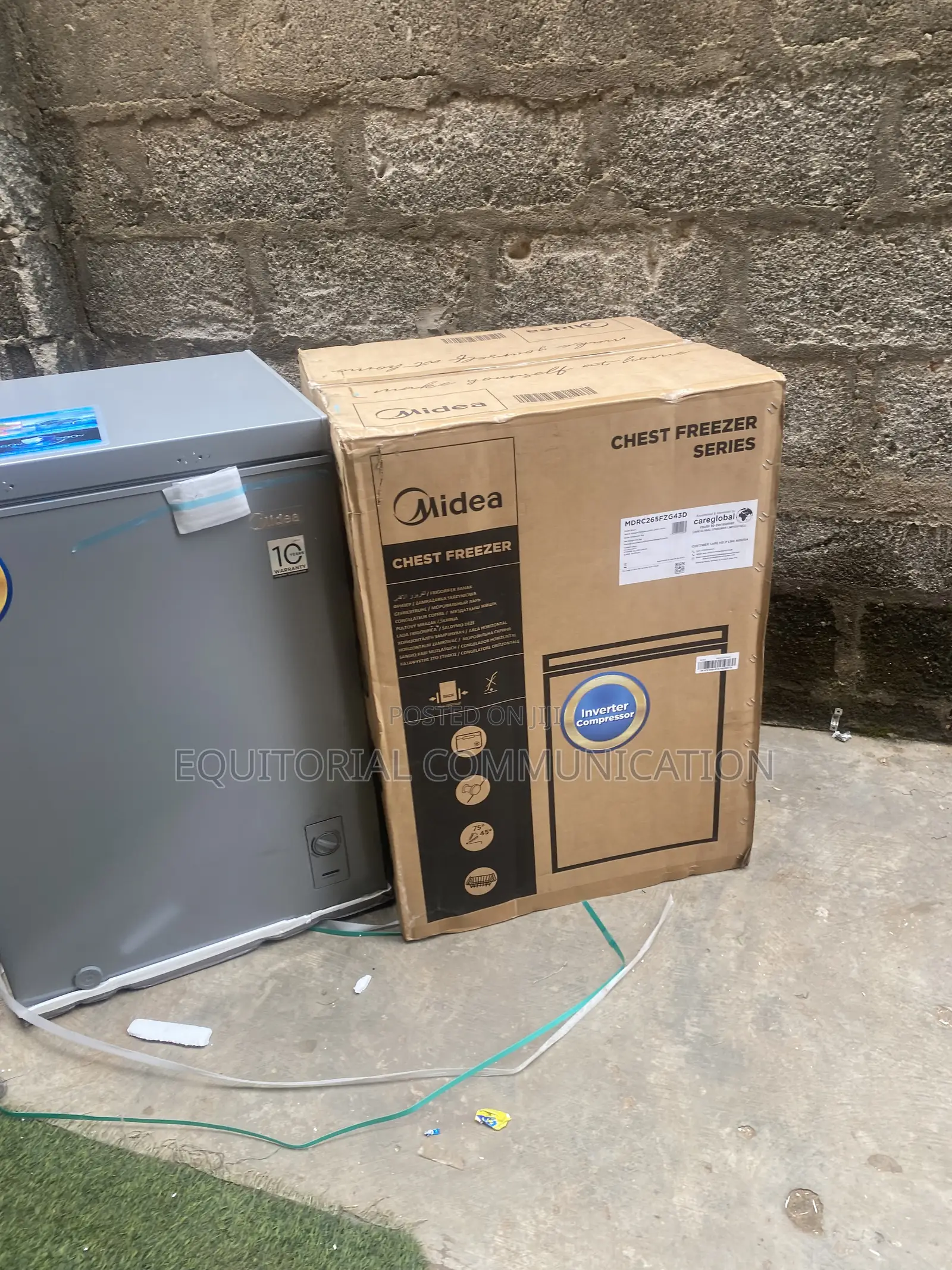 Midea MDRC265FZG43D 142L Inverter Deep Freezer