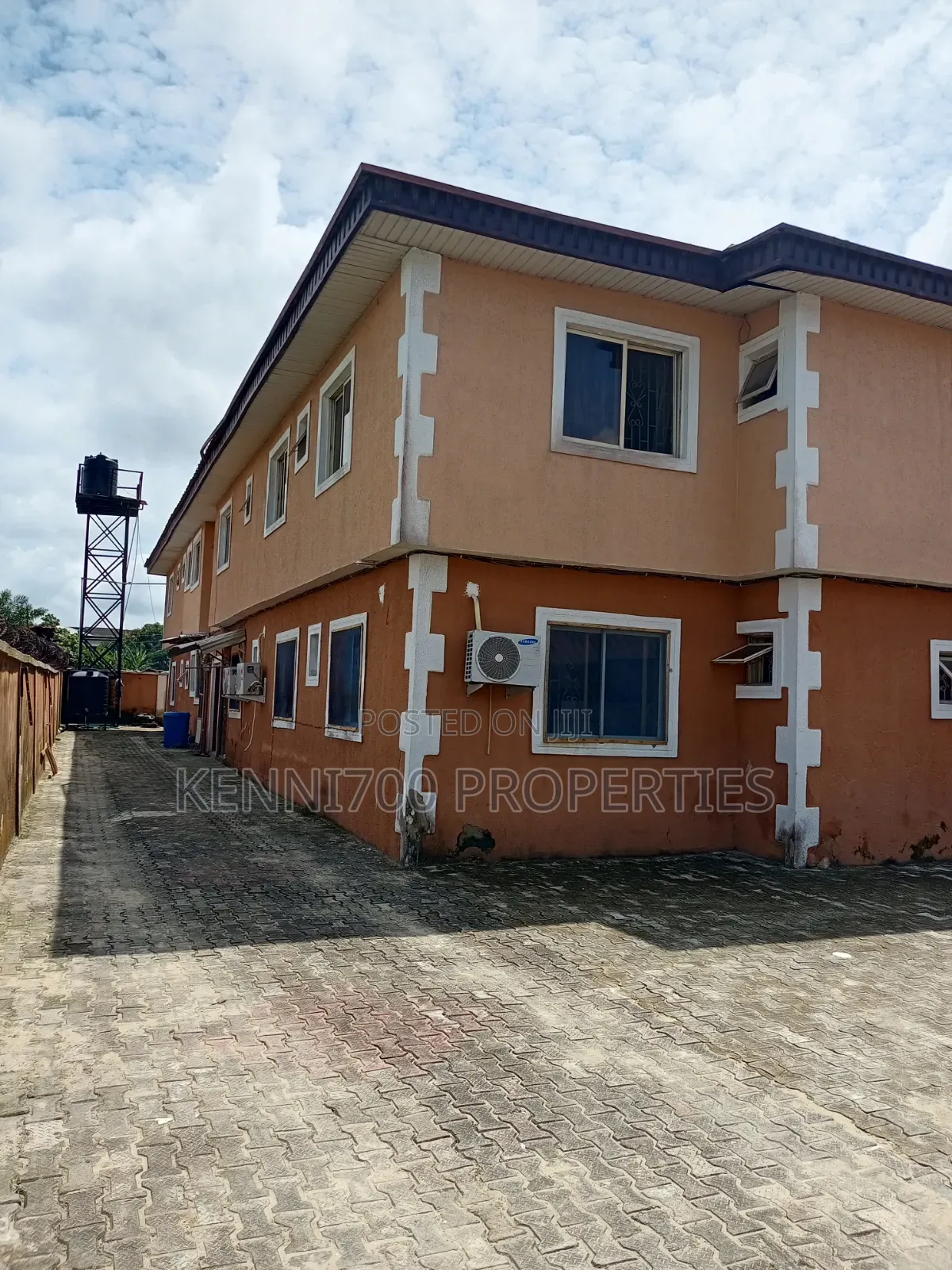 20bdrm Block of Flats in Sun View Estate, Abijo for sale