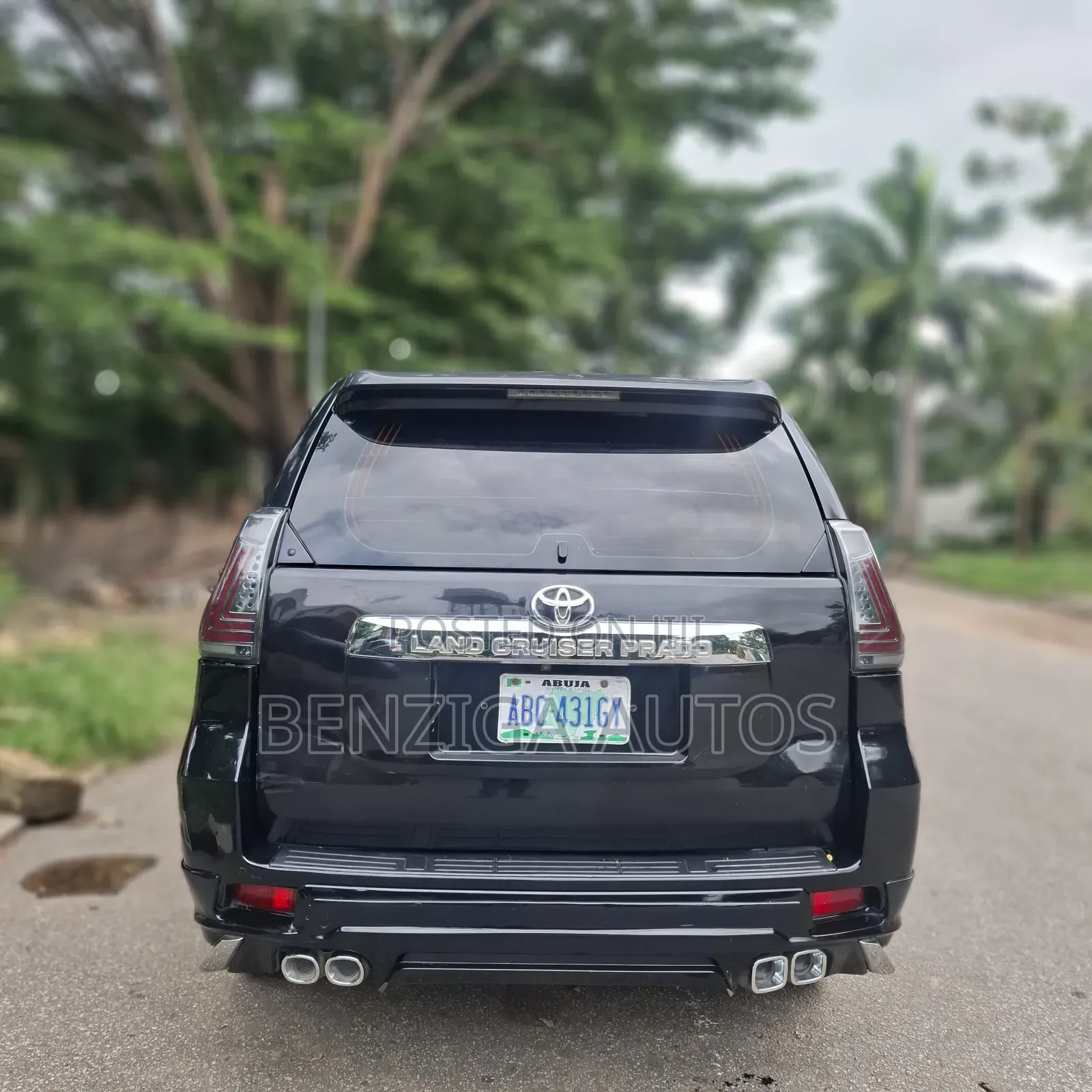 Toyota Land Cruiser Prado 2022 Black