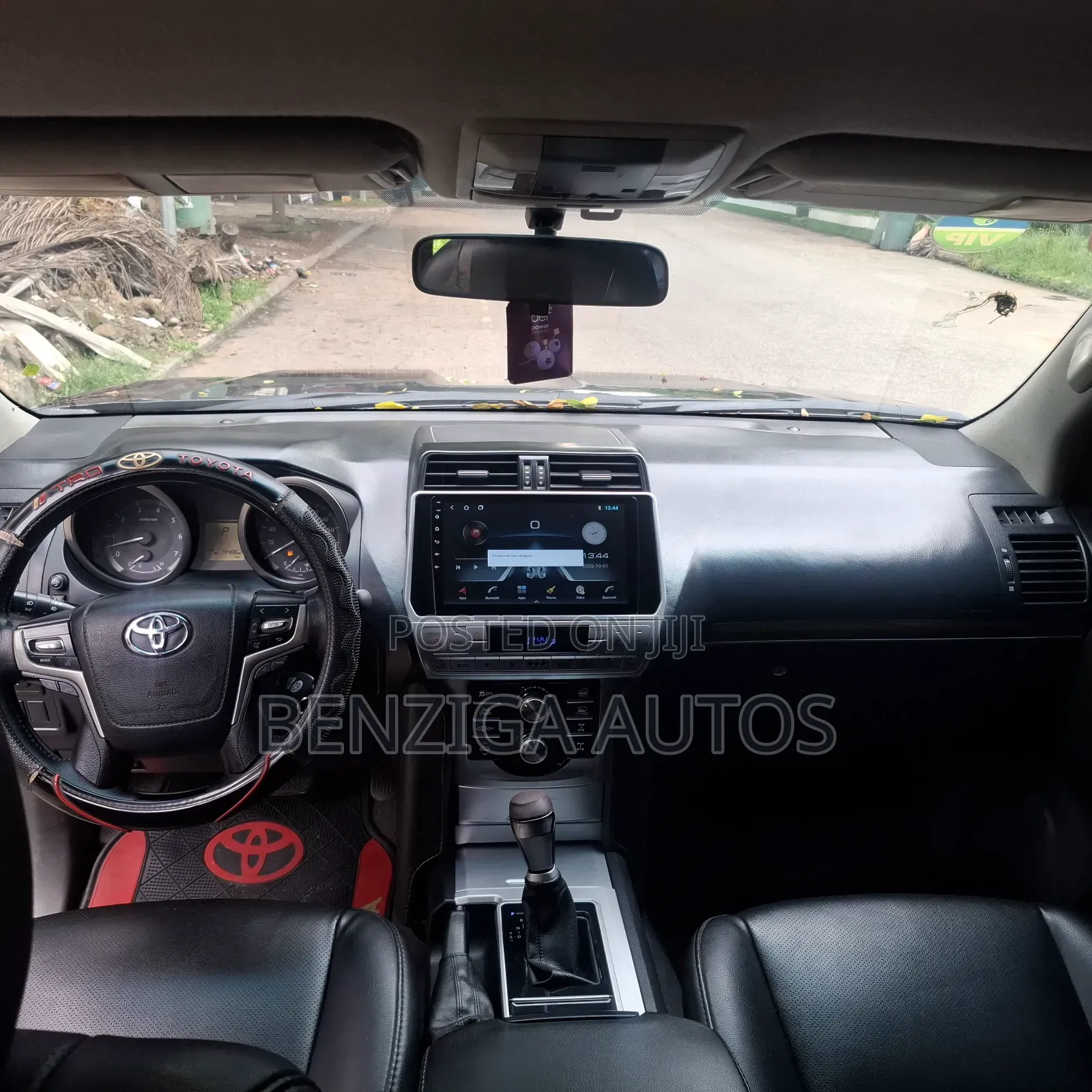 Toyota Land Cruiser Prado 2022 Black