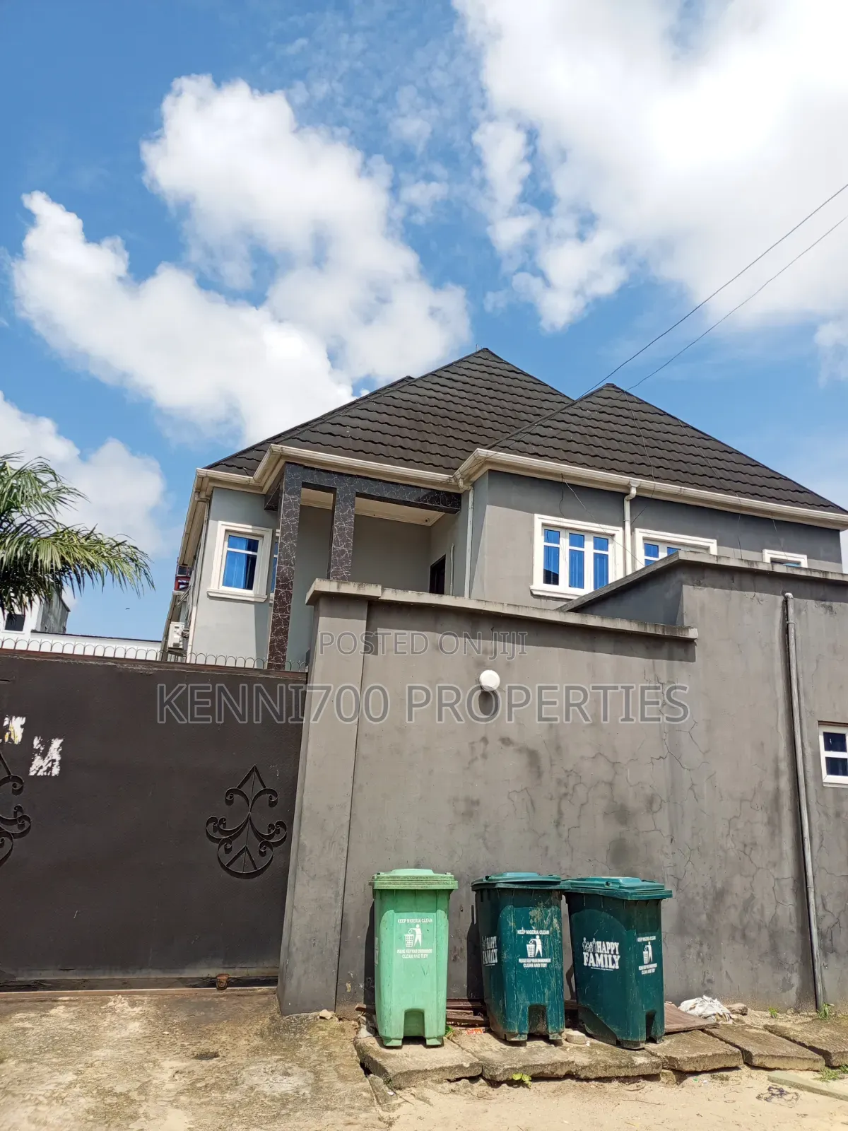 6bdrm Block of Flats in Sun View Estate, Sangotedo for sale