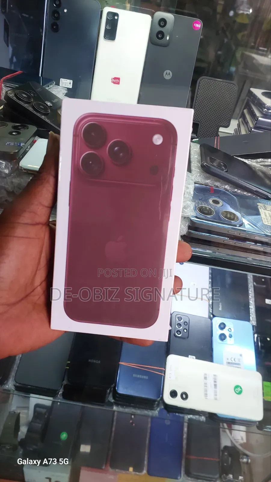 New Apple iPhone XR 128 GB Bronze