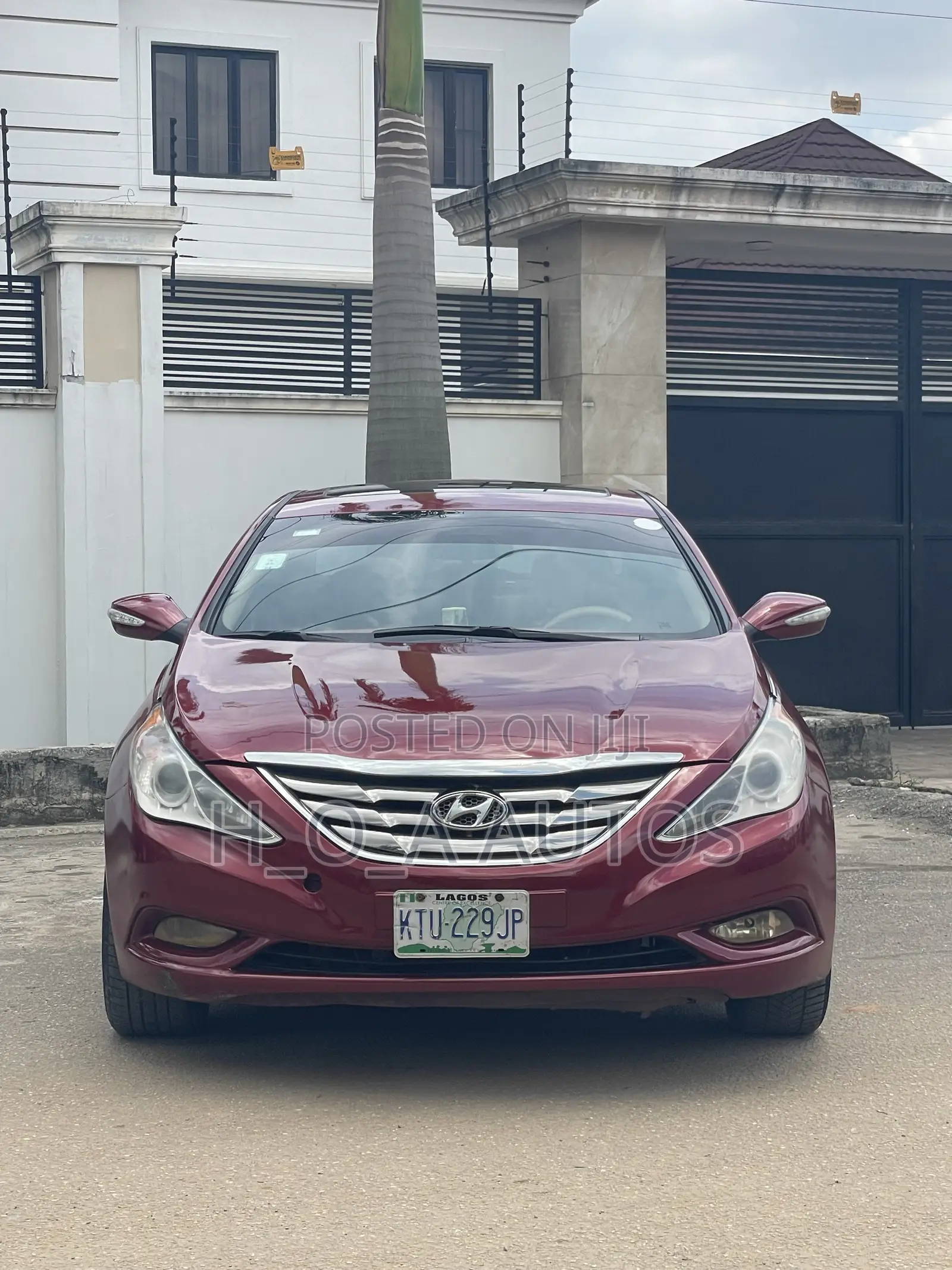 Hyundai Sonata Limited Sedan FWD (2.4L 4cyl 6A) 2012 Red
