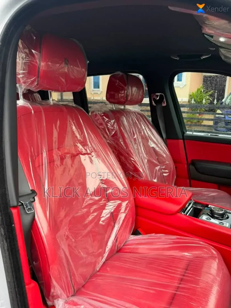 Rolls-Royce Ghost Base 2017 White