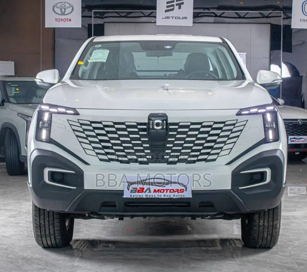 New Changan Hunter Plus 2.0 Petrol 4x4 2025 White