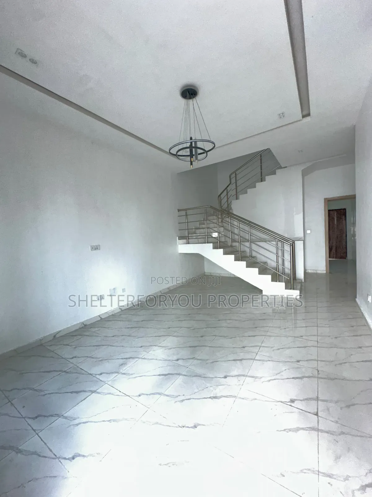 4bdrm Duplex in Lekki Expressway for rent