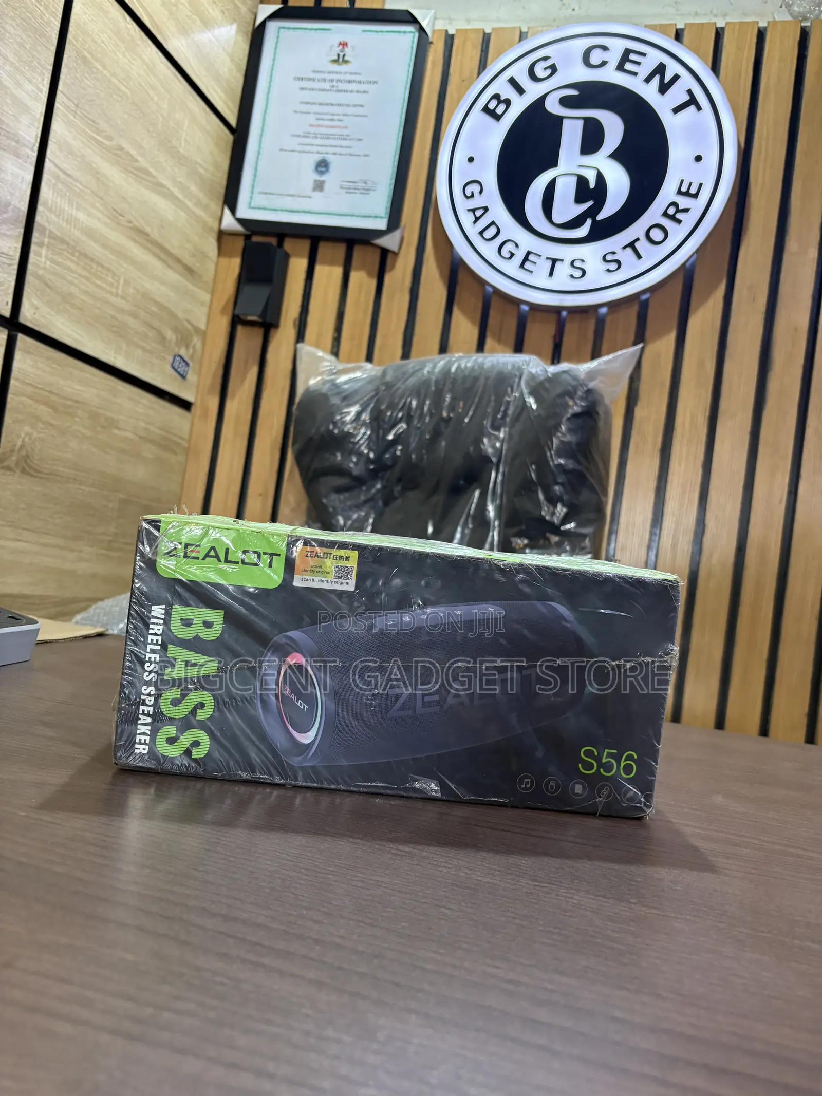 Brand New Zealot S-56 Speaker