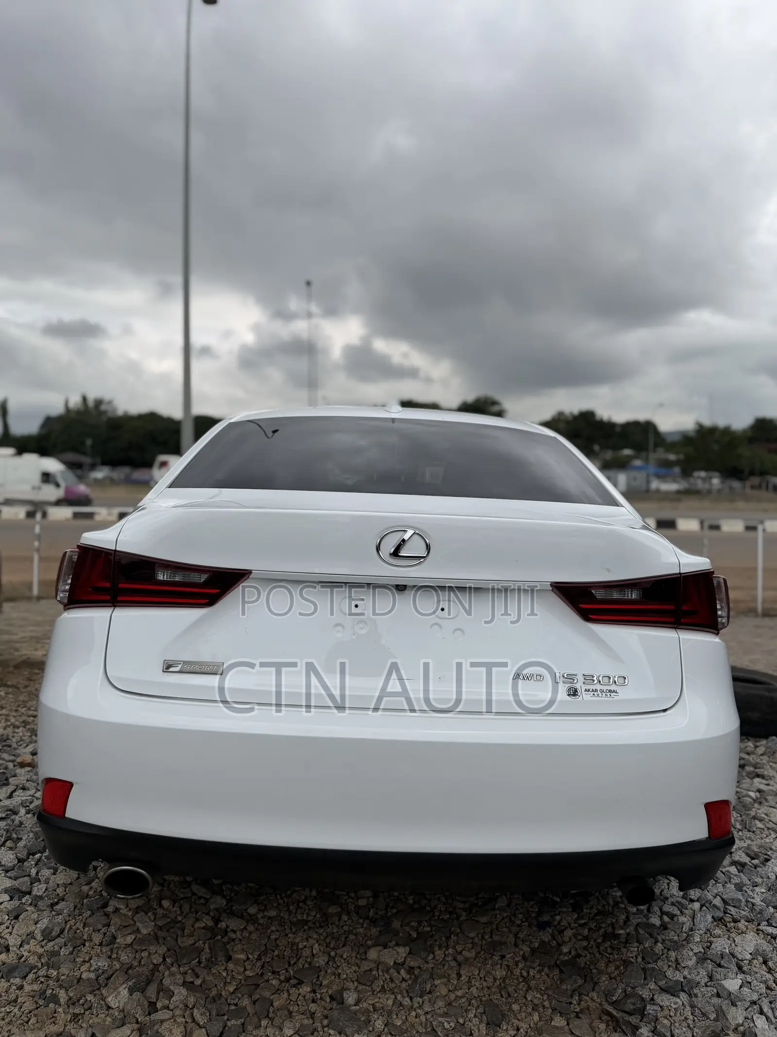 Lexus IS 300 AWD 2016 White