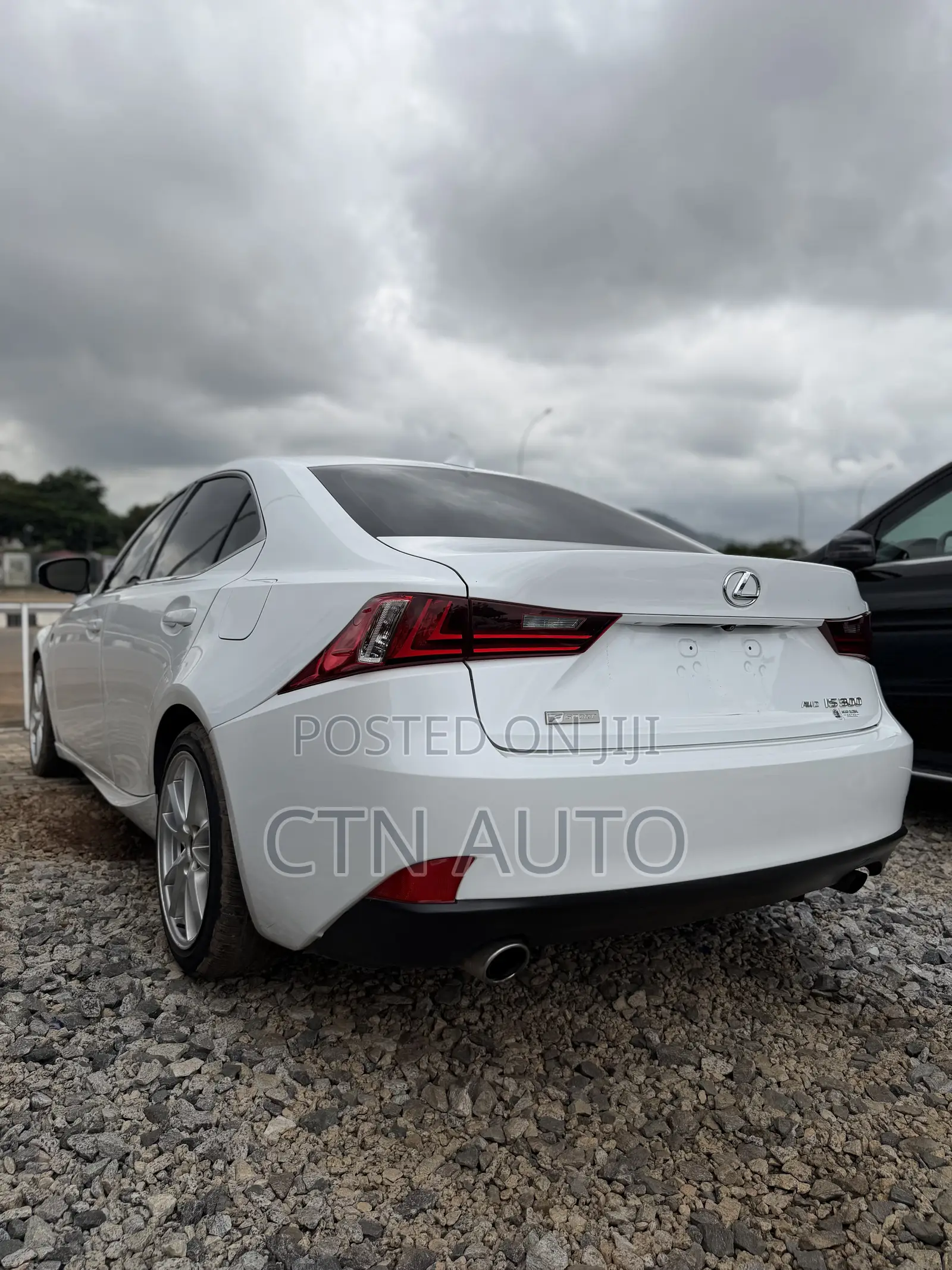 Lexus IS 300 AWD 2016 White