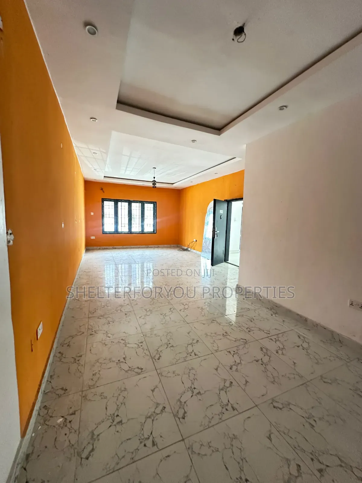 3bdrm Apartment in Lekki Expressway for rent