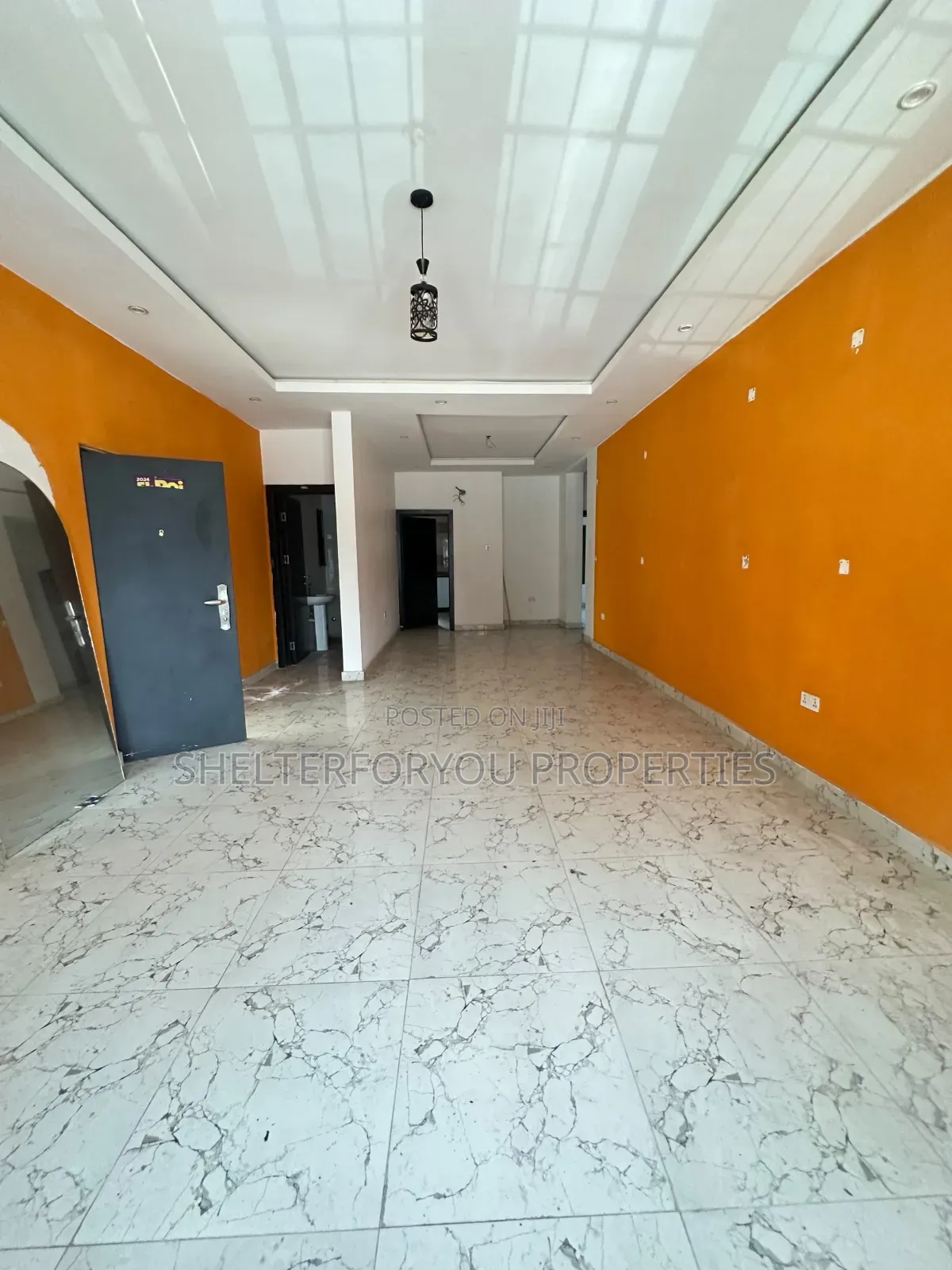 3bdrm Apartment in Lekki Expressway for rent