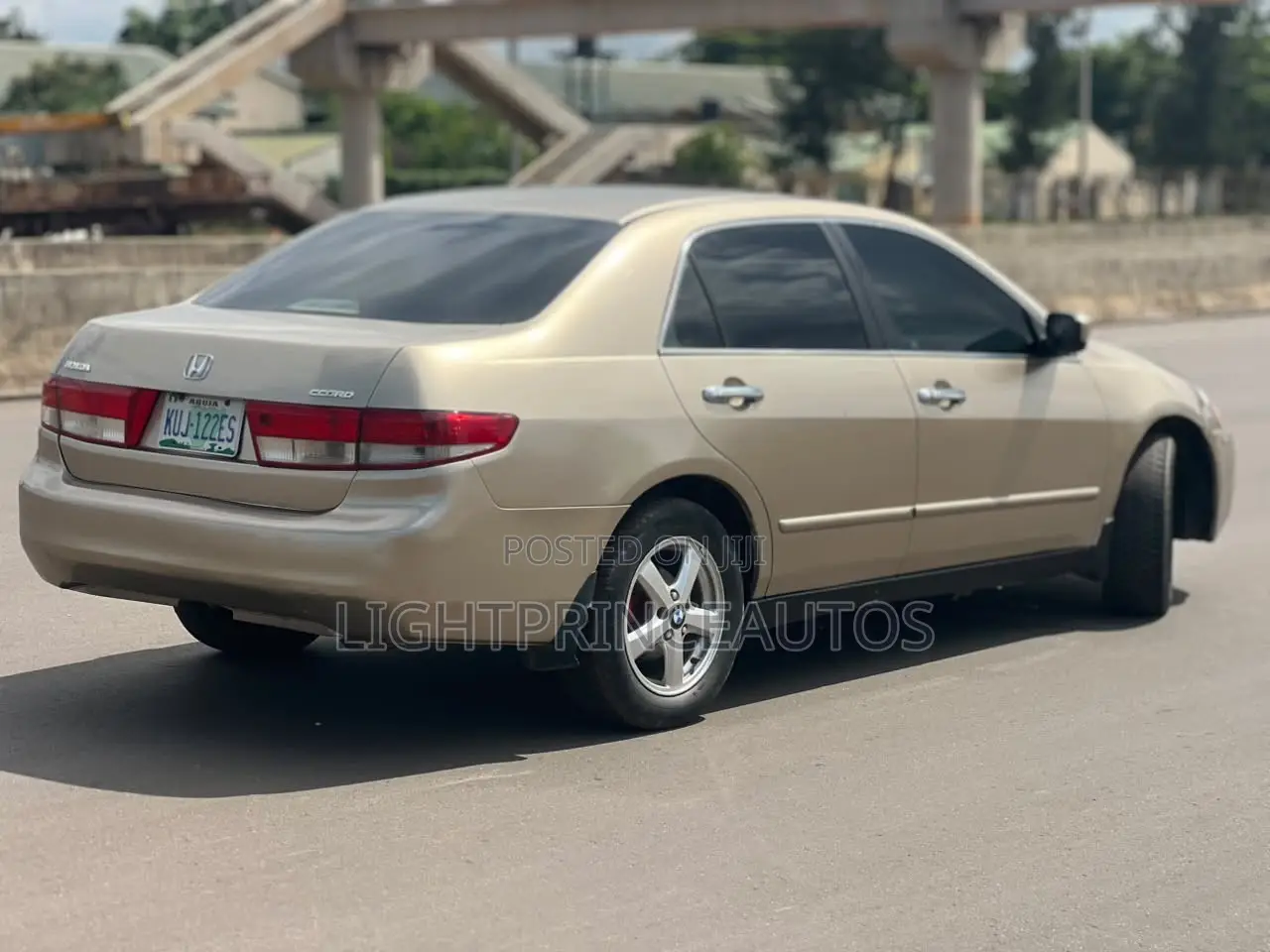 Honda Accord 2004 Gold