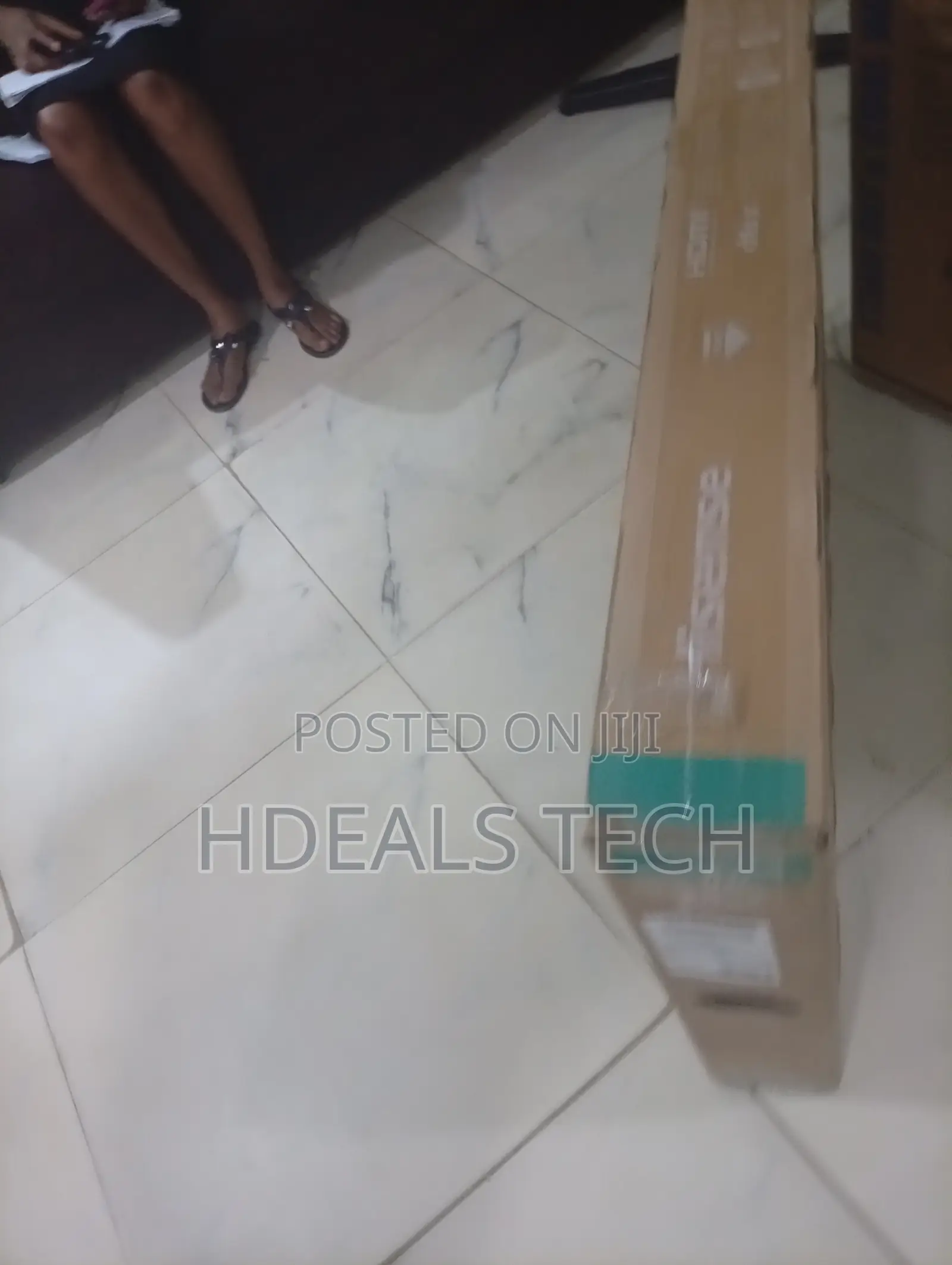 Hisense 40-Inch LED Smart TV for Living Room