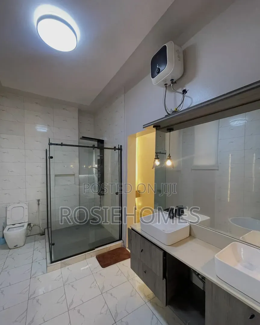 Furnished 4bdrm Duplex in Chevron for rent