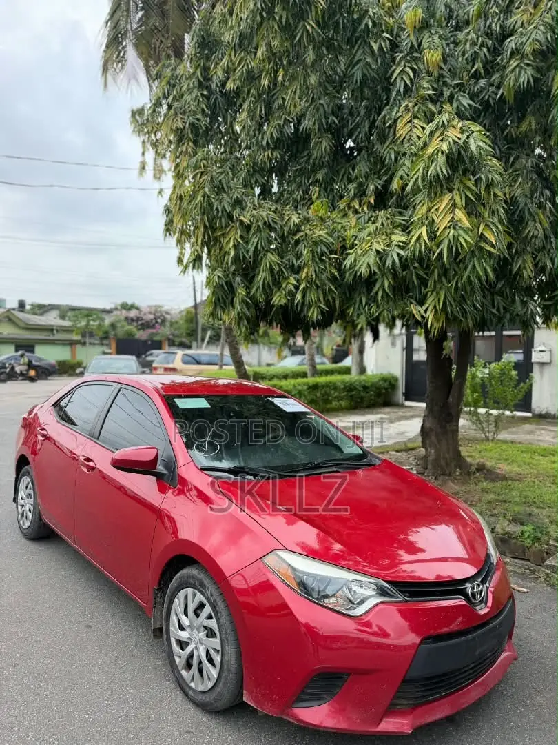 Toyota Corolla 2014 Red