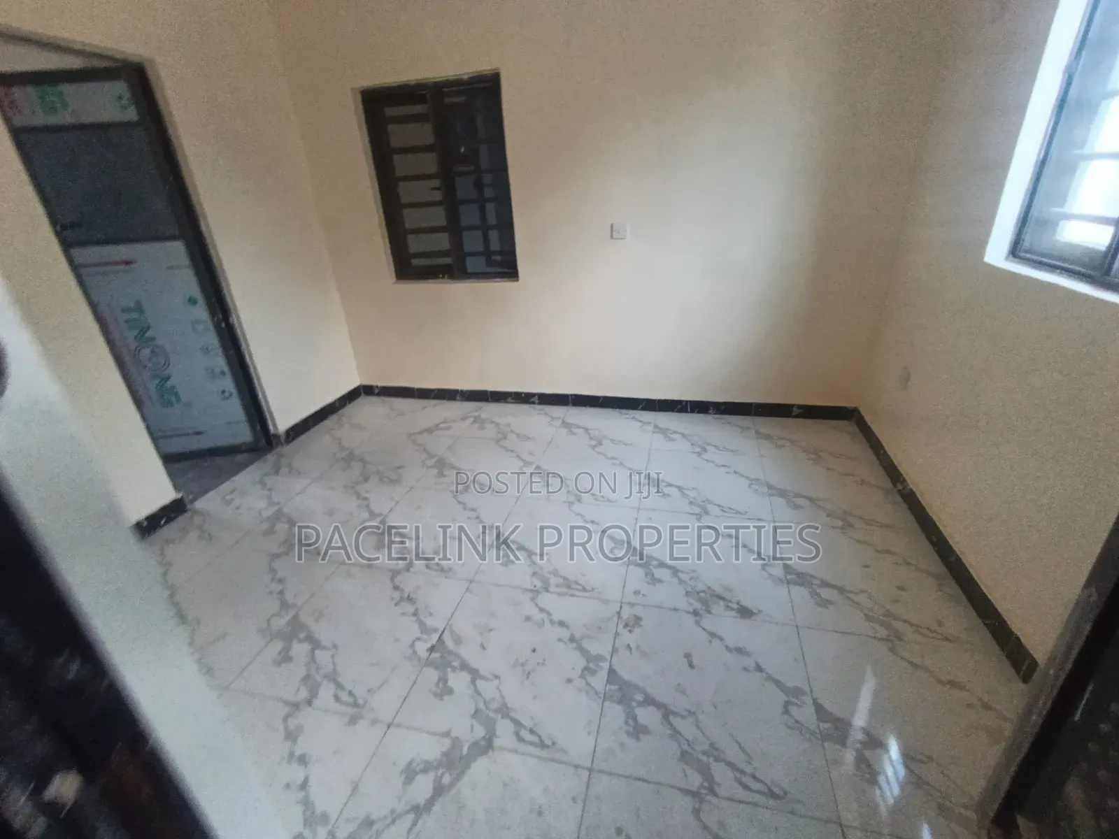 Furnished 2bdrm Apartment in White House Command for rent