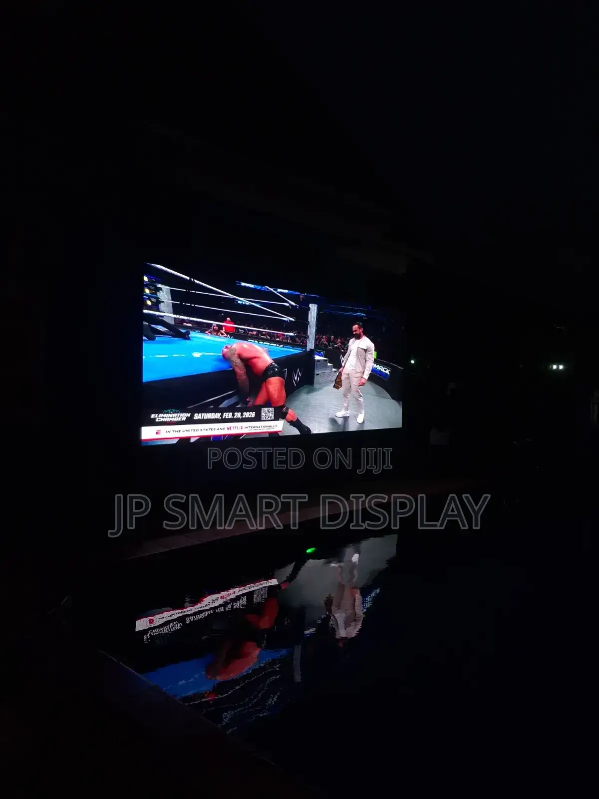 P4 Outdoor Hotel Screens