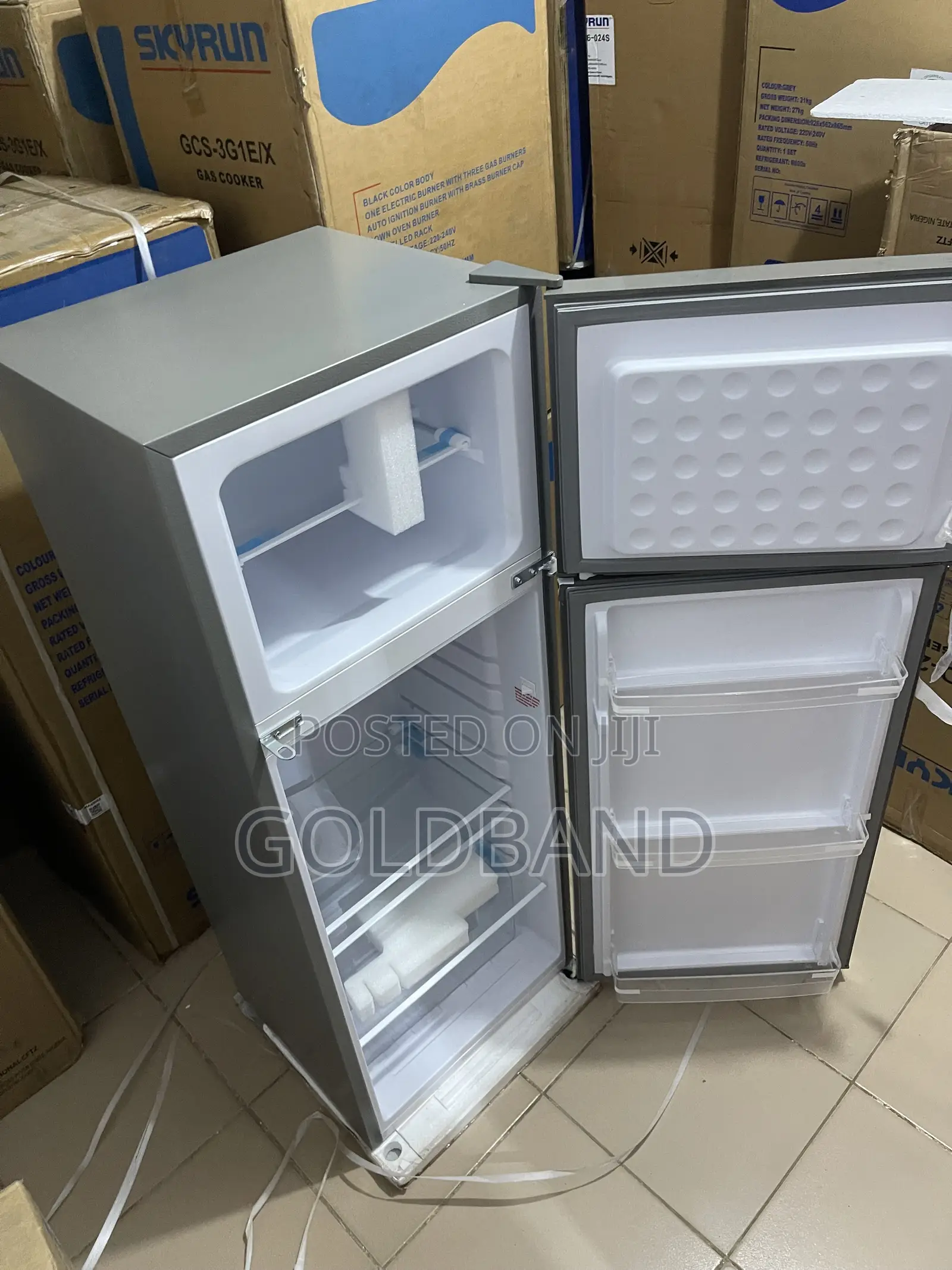 SKyrun BCD-200K 200L Spacious Upright Fridge