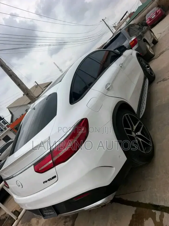 Mercedes-Benz GLE-Class 2016 White