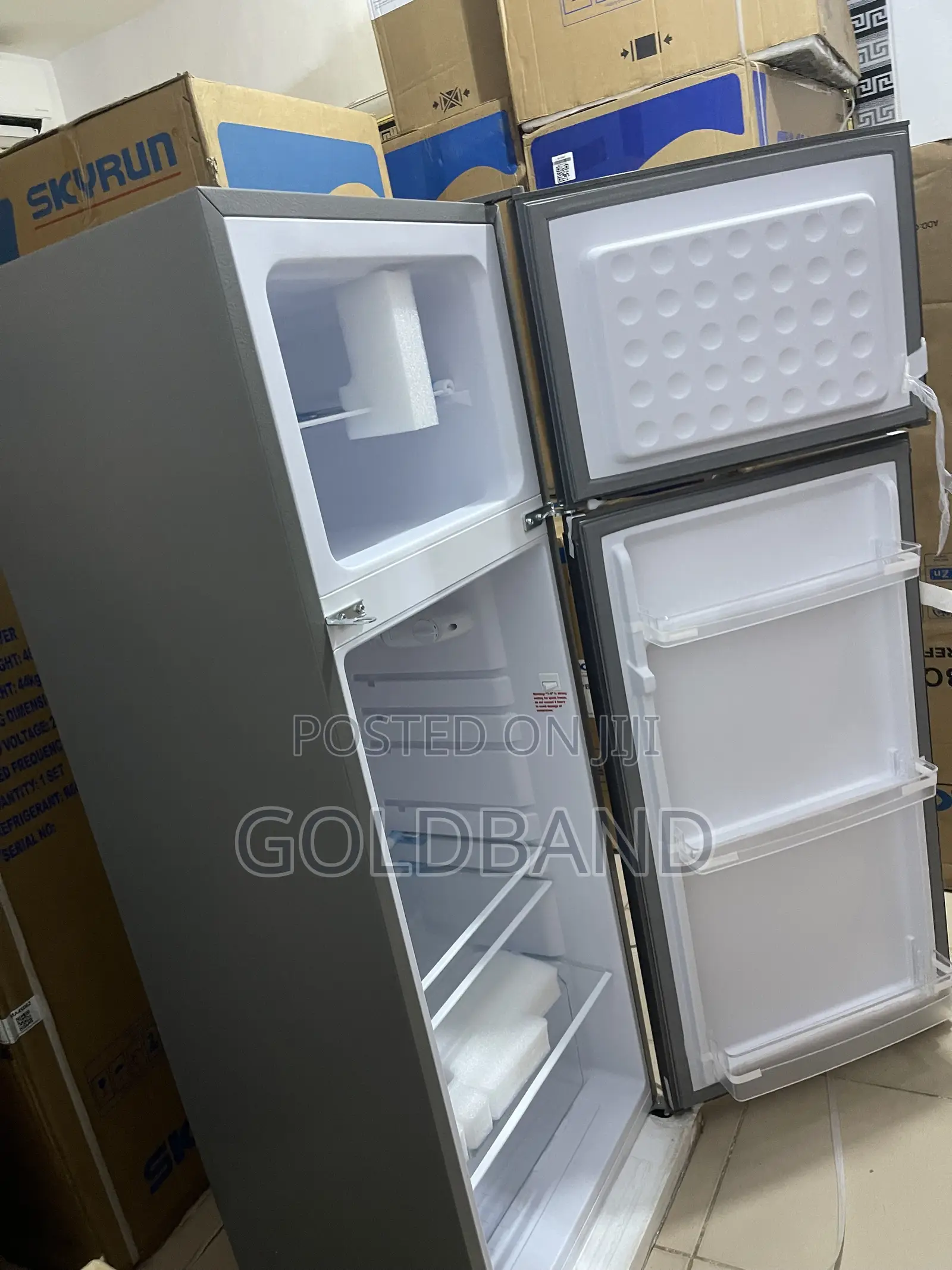 SKyrun BCD-200K 200L Top Freezer Refrigerator