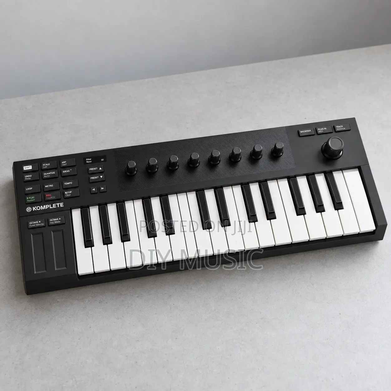 Native Instruments Komplete Kontrol M32 MIDI Keyboard