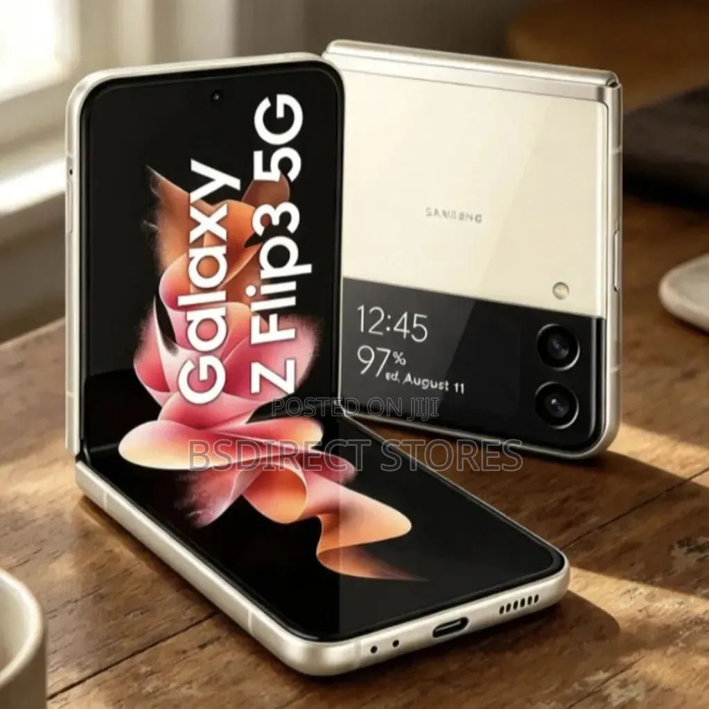New Samsung Galaxy Z Flip 3 128 GB Gold