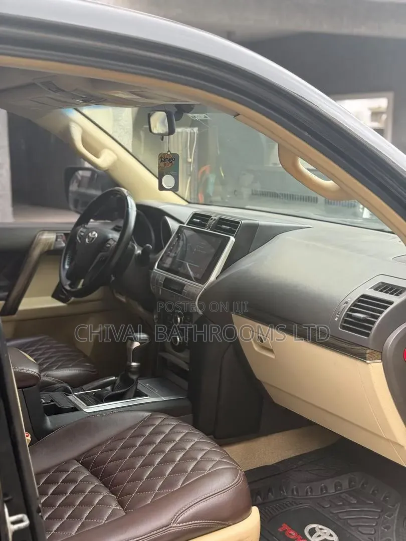 Toyota Land Cruiser Prado 2014 Black