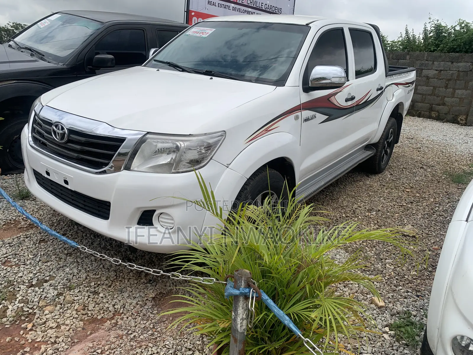 Toyota Hilux 2014 White