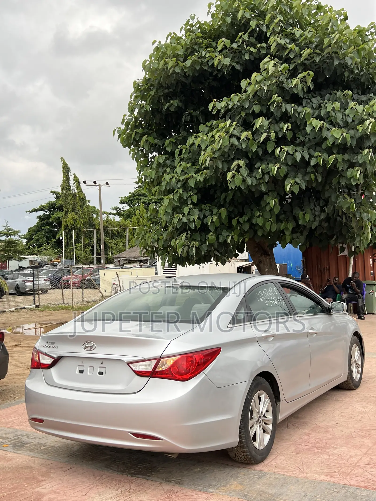 Hyundai Sonata SE Sedan FWD (2.4L 4cyl 6A) 2013 Silver