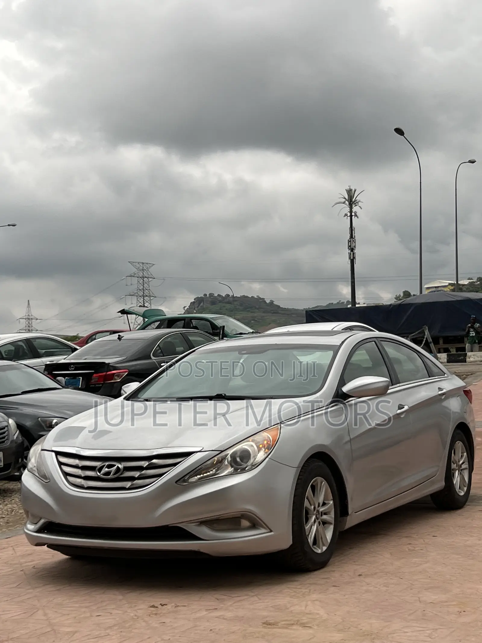 Hyundai Sonata SE Sedan FWD (2.4L 4cyl 6A) 2013 Silver