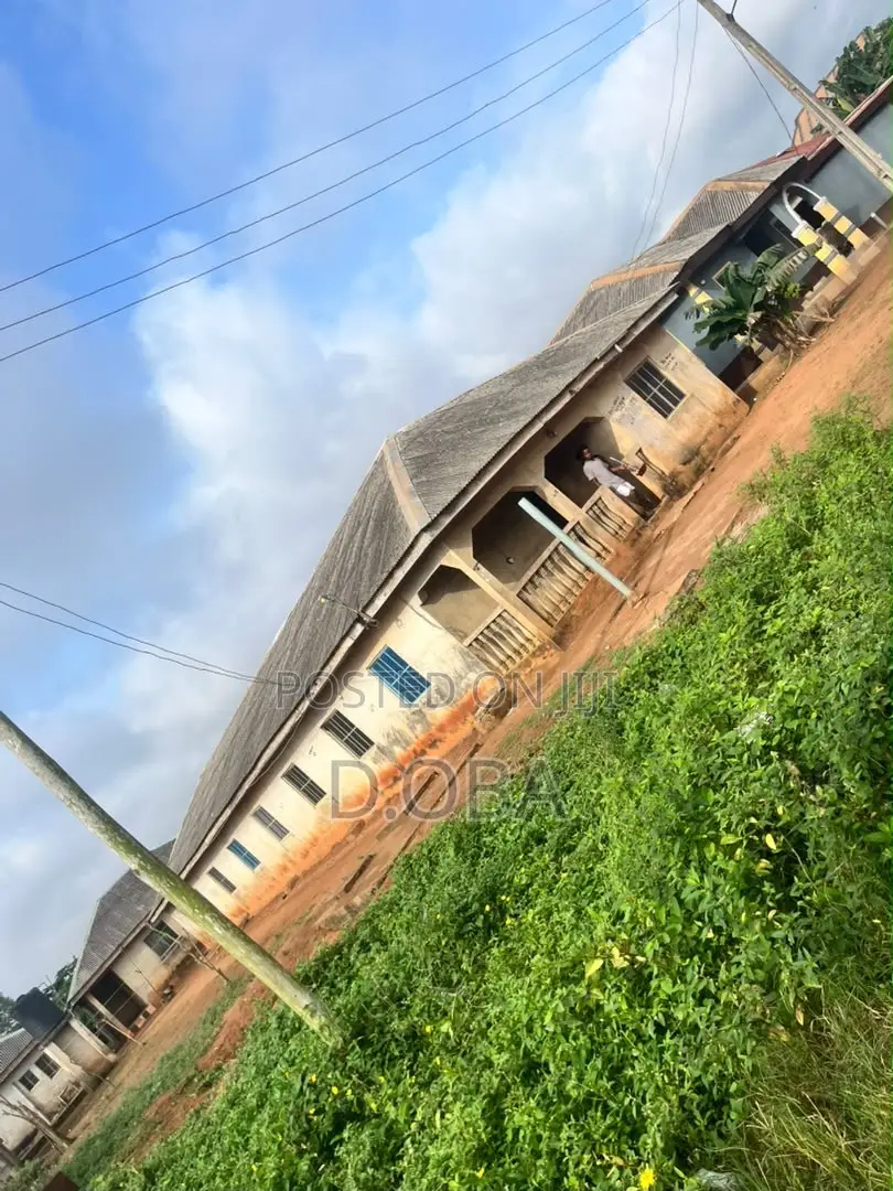 14bdrm Bungalow in Ado-Odo/Ota for sale