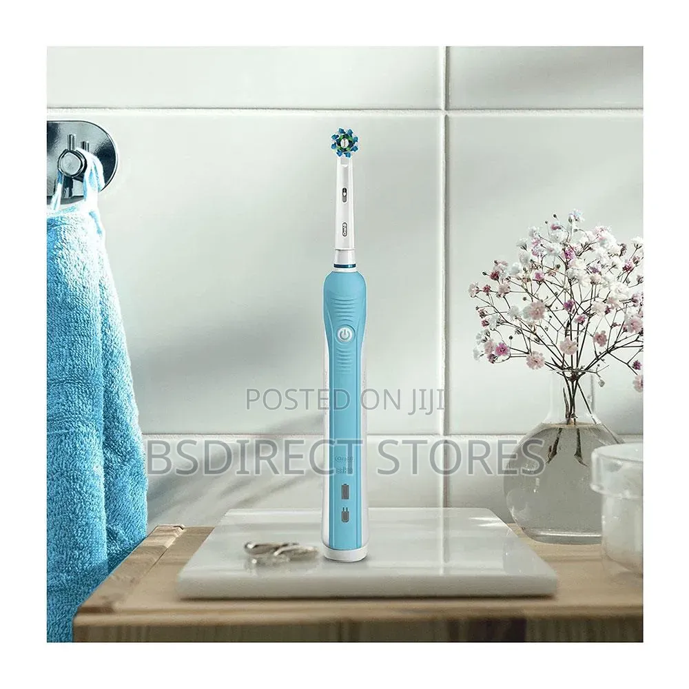 Oral-B Pro 600 Electric Toothbrush With Cross Action Tooth Brush Head