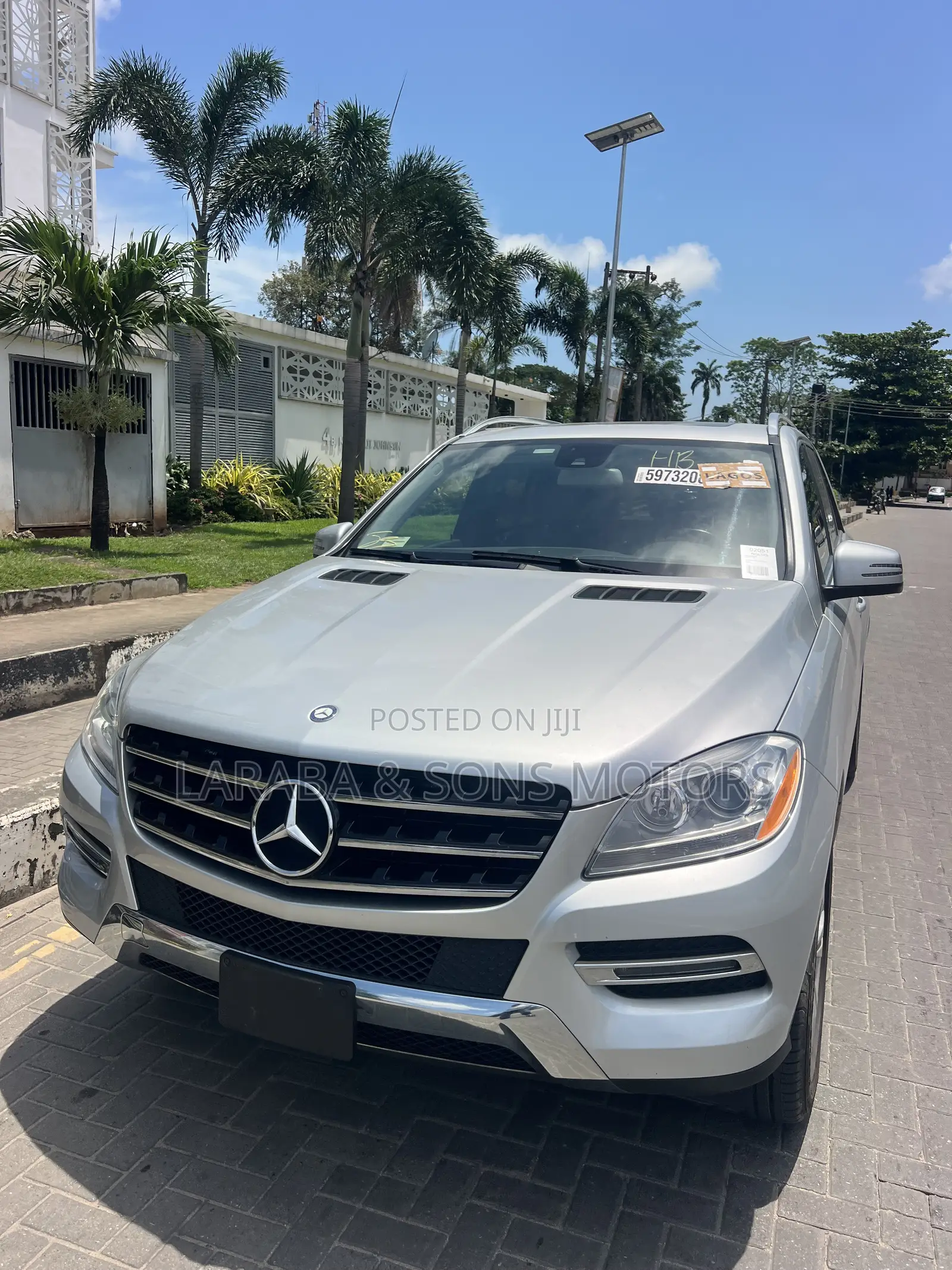 Mercedes-Benz M Class ML350 4dr SUV (3.5L 6cyl 7A) 2015 Silver