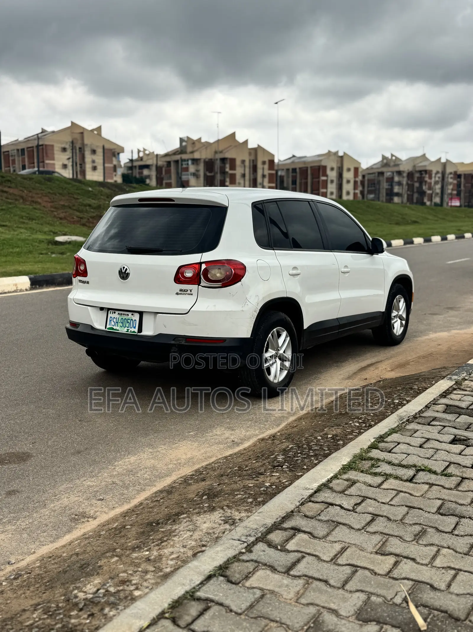 Volkswagen Tiguan 2011 White