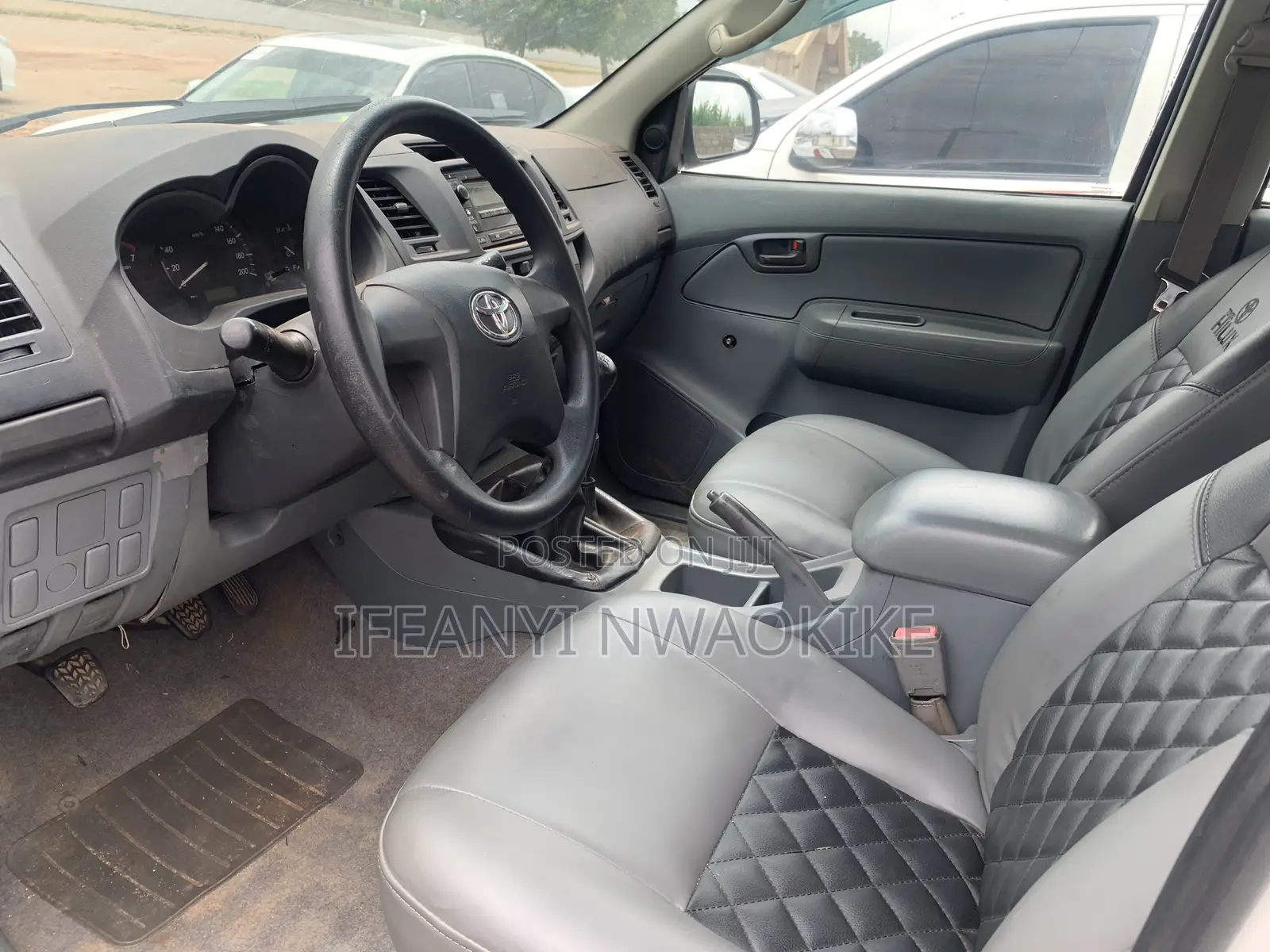 Toyota Hilux 2014 White