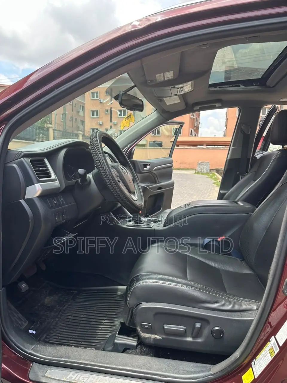 Toyota Highlander XLE 4dr SUV AWD (3.5L 6cyl 6A) 2015 Burgundy