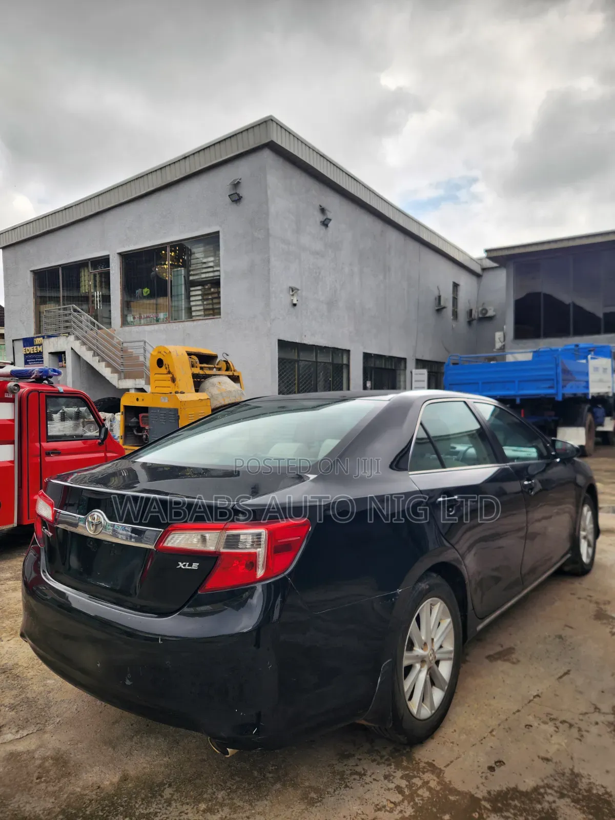 Toyota Camry XLE 4dr Sedan (2.5L 4cyl 6A) 2012 Black