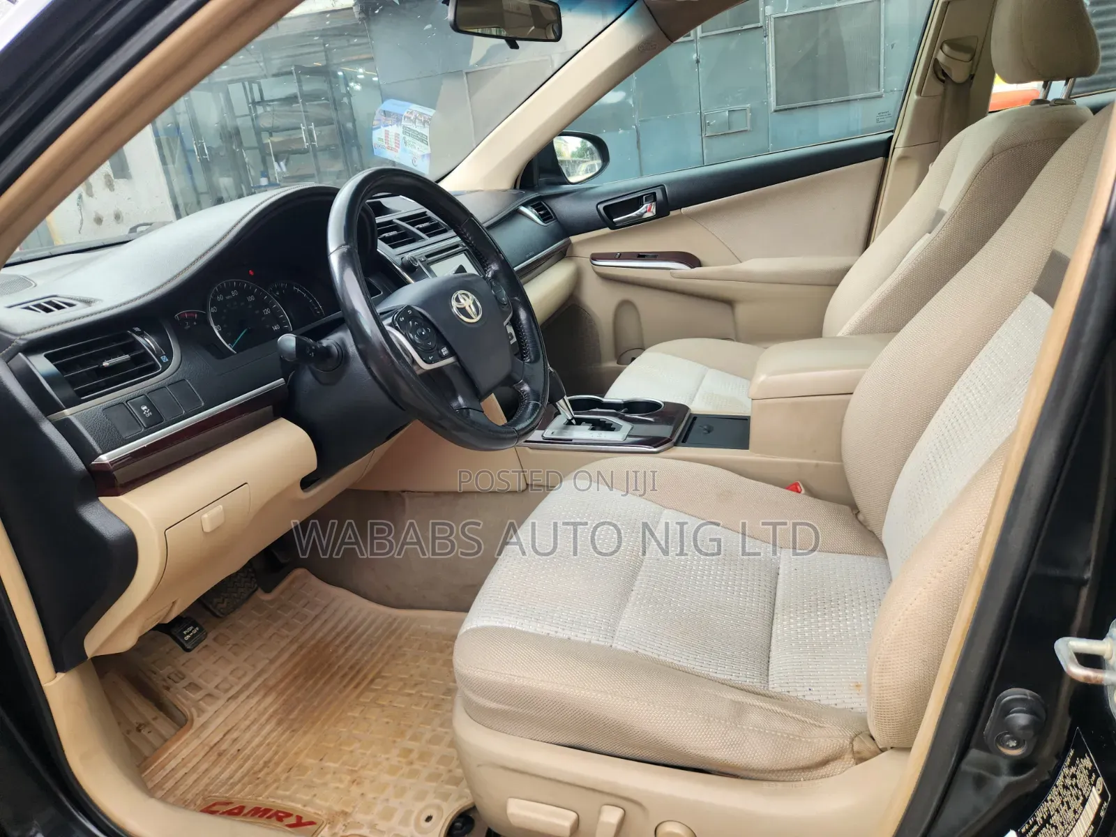 Toyota Camry XLE 4dr Sedan (2.5L 4cyl 6A) 2012 Black