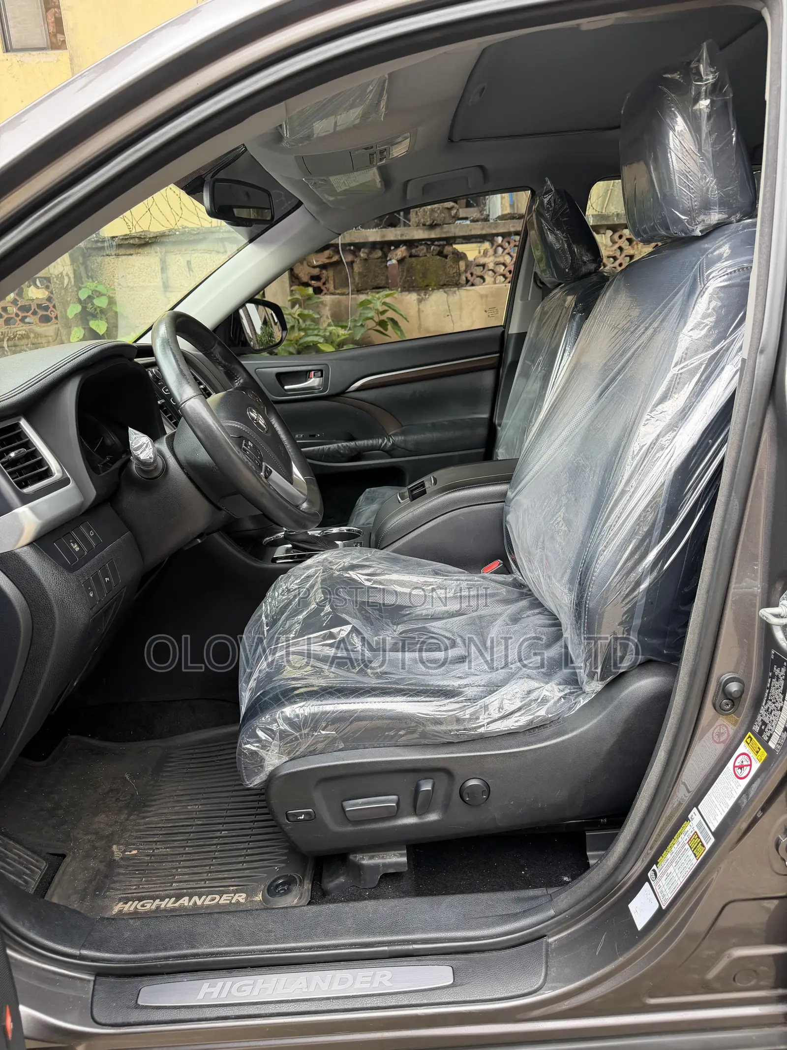 Toyota Highlander Limited 4x4 V6 (3.5L 6cyl 8A) 2018 Gray